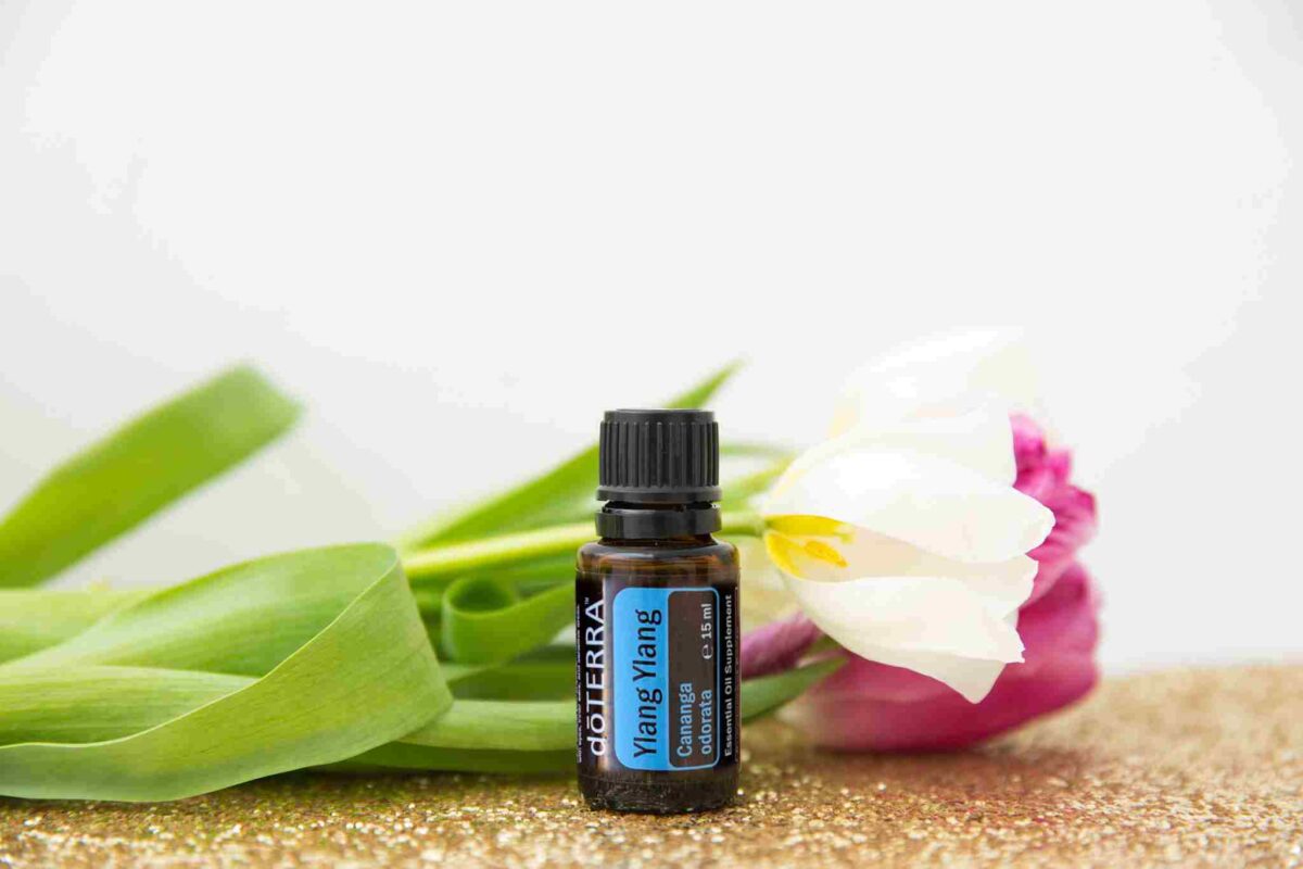 ivonne-adamsde-doterra-ylang-ylang